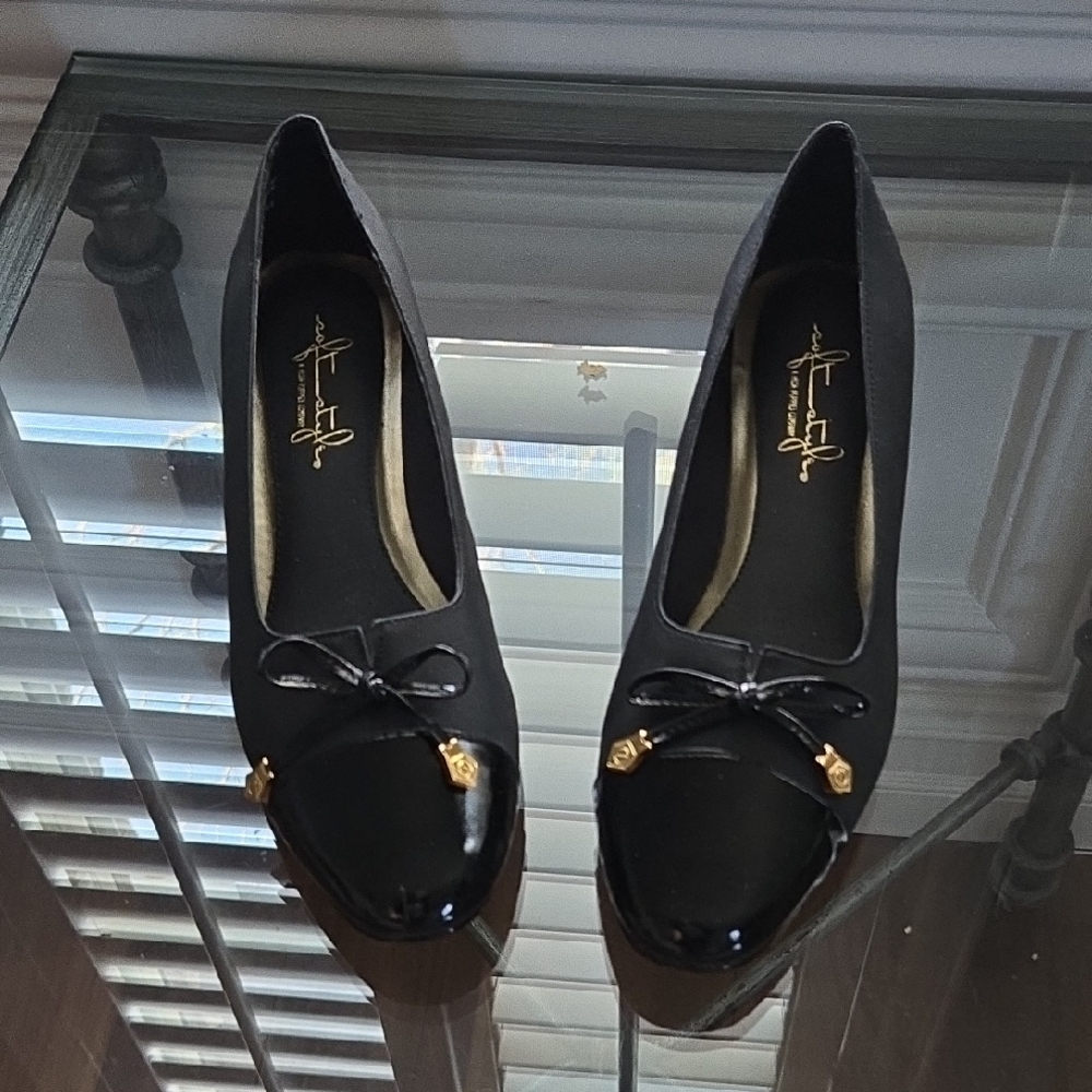 Elegant Black Women's Shoes